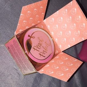 Too faced peach perfect setting powder